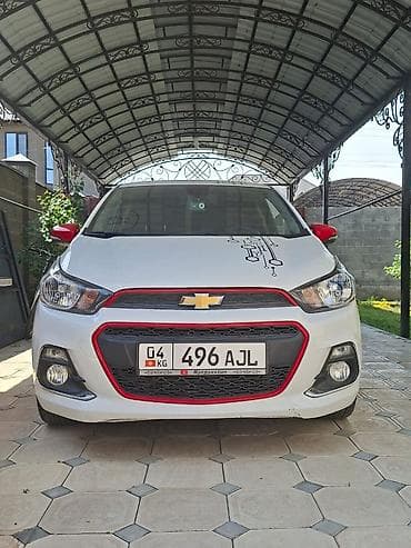 электромобиль такси: Chevrolet Spark: 2017 г., 1 л, Бензин, Седан — 5