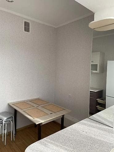 1 bedroom: 1 комната, 35 м², 106 серия, 3 этаж, Косметический ремонт — 3
