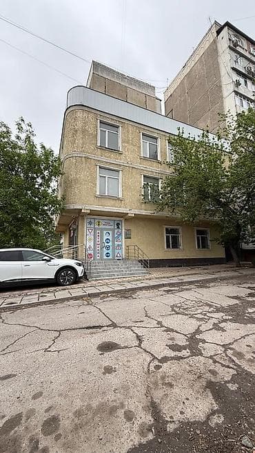 Коммерческая недвижимость: Сдается в аренду коммерческое помещение. Локация: Восток-5 Этаж: 3-й — 3