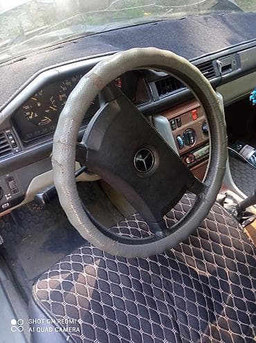 Mercedes-Benz E-Class: 1988 г., 2.3 л, Механика, Бензин, Седан — 2