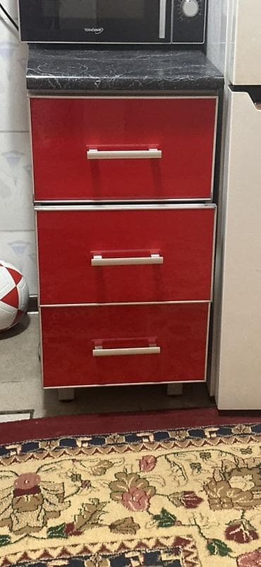 silver kitchen: Кухонный гарнитур с глянцевыми фасадами - Комплектация: - Напольные — 2