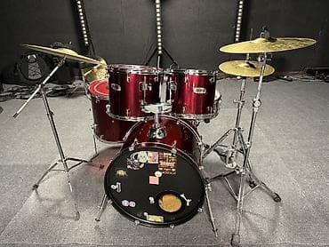 малый барабан: Mapex комплект Размеры 22, 16 малый 14 Тарелки Paiste 101. Hi hat — 2