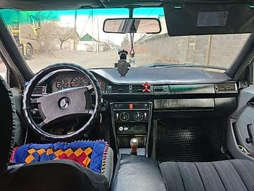 mazda demio 2005: Mercedes-Benz W124: 1989 г., 2.3 л, Механика, Газ, Седан — 2