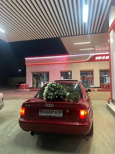 Audi A6: 1995 г., 2 л, Механика, Бензин, Седан