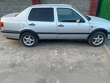 wv caddy: Volkswagen Vento: 1995 г., 1.8 л, Механика, Бензин, Седан — 3