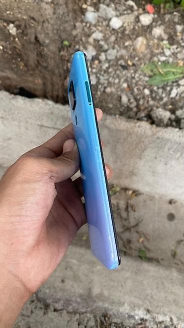 poco 7x: Redmi note 9 . 128гб . синий цвет. экран разбитый. батареи много — 4