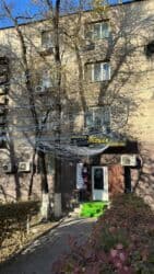 Гараждар: Сатам Косметологиялык студия 95 кв. м, 3 бөлмө, Ремонту менен, Жабдуулары менен, Административдик имарат, 1-сызык — 13