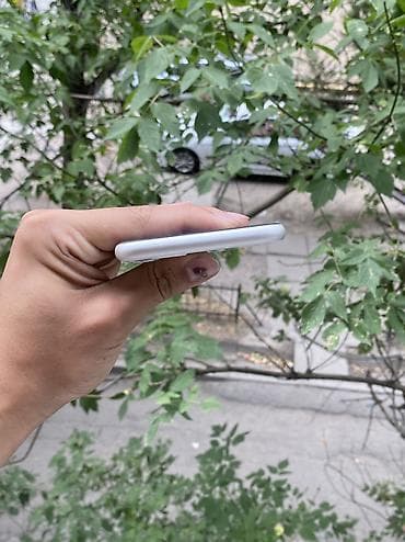 Техника и электроника: IPhone 11, Б/у, 128 ГБ, White Titanium, Чехол, 85 % — 7