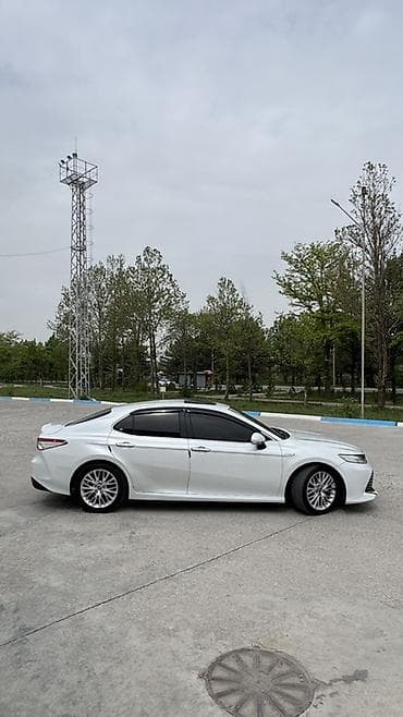 kia sephia: Toyota Camry: 2017 г., Автомат, Бензин, Седан — 3