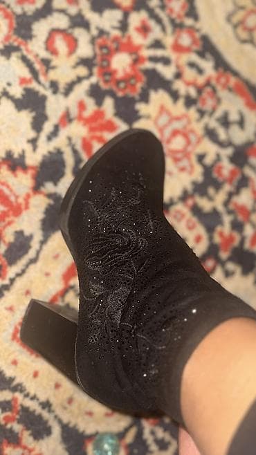 туфли бархатные тяги: Женская обувь, комплект из 2 пар, черного цвета. Размер ботильоны 37.5 — 1