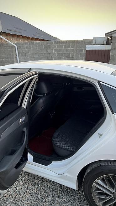 vin code: Hyundai Sonata: 2021 г., 2 л, Автомат, Газ, Седан — 9