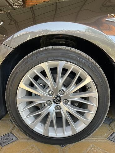 авто учет россия: Toyota Camry: 2019 г., 2.5 л, Автомат, Гибрид, Седан — 8