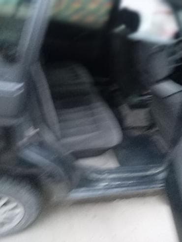 forester 2004: Volkswagen Passat: 1990 г., 2 л, Механика, Бензин, Универсал — 6