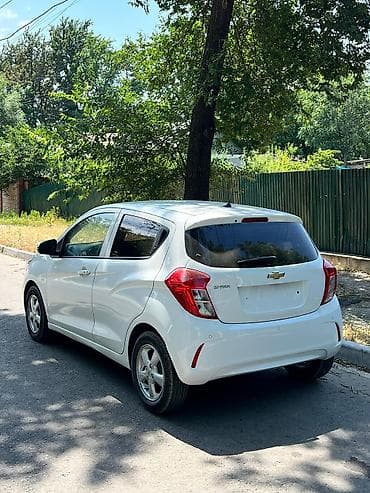 Chevrolet Spark: 2020 г., 1 л, Автомат, Бензин, Седан