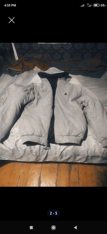 Демисезонные куртки: Продам.Куртку.Балон.Двух.староние.внутри.сентипон.дутая.за5000.сом — 4