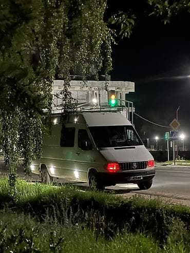 чанган юни с: Mercedes-Benz Спринтер: 1998 г., Фургон — 5