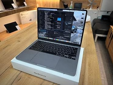 i 7: 🔥 MacBook Air M3 (2024) 8/256GB — почти новый Срочно продаю свежий — 2