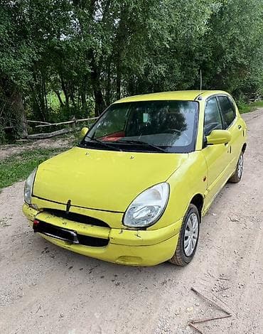 с4 2: Daihatsu Sirion: 1998 г., 0.8 л, Механика, Бензин, Хэтчбэк — 1