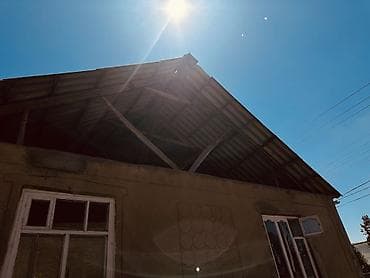 микрорайоны: Одноэтажный дом продаю под разбор Описание: - Материал стен: саман, - — 7