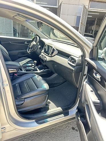 кыргызстан автомобили: Kia Sorento: 2016 г., 2 л, Дизель, Кроссовер — 7