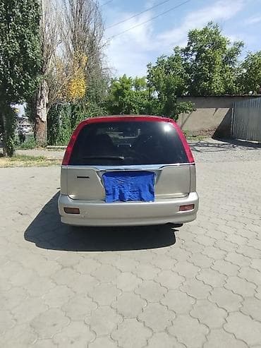 фори: Honda Stream: 2002 г., 1.7 л, Автомат, Бензин, Минивэн — 3