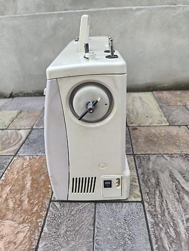 dulipu machine: Швейная машина Janome, Механическая, Полуавтомат — 3