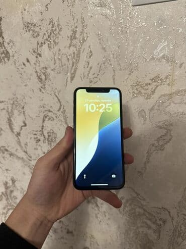 айфон разбитый: IPhone X, Золотой — 3