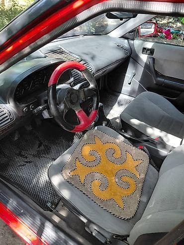 фередо мазда: Mazda 323: 1991 г., 1.6 л, Механика, Бензин, Хэтчбэк — 7