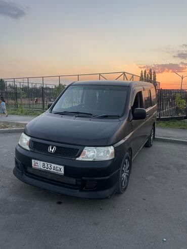 продается в рассрочку авто минивен степ вагон: Honda Stepwgn: 2005 г., 2 л, Минивэн — 3