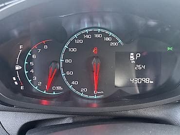самая дешевая машина: Chevrolet Spark: 2020 г., 0.1 л, Автомат, Бензин, Хэтчбэк — 9