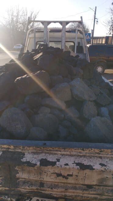 походные стол и стулья: Каменный уголь фракции крупный/средний в россыпь. - Черный уголь — 1