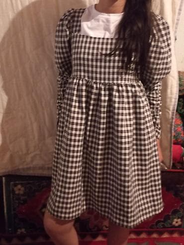 шапка для девочек: Платье в клетку гингем (черно-белая мелкая клетка). в этойудболкой и — 1