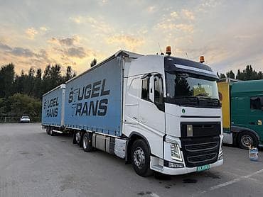 volvo 420: Тягач, Volvo, 2017 г., Тентованный — 3