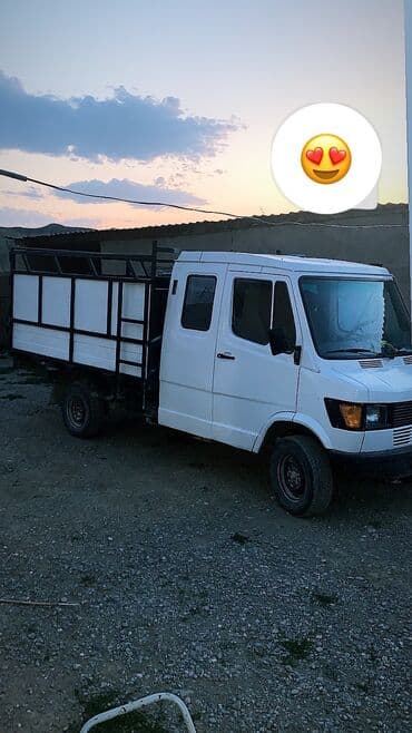 на мерседес спринтер: Жүк ташуучу унаа, Mercedes-Benz, Дубль, 3 т, Колдонулган — 2