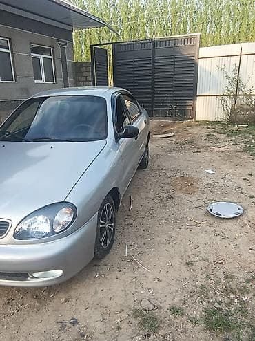 led свет: Daewoo Lanos: 1999 г., 1.5 л, Ручные, Бензин, Седан — 3