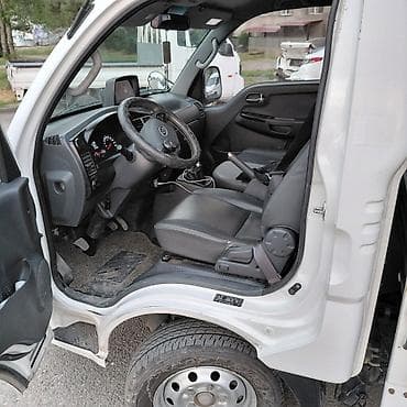 на киа бонго: Kia BONGO: 2019 г., 2.5 л, Механика, Дизель, Фургон — 5