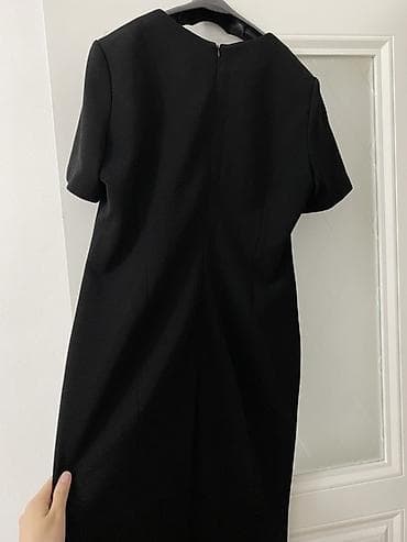 second hand: Платье черного цвета с коротким рукавом и круглым вырезом — 2