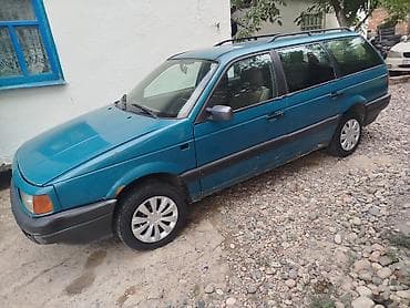 Volkswagen Passat: 1991 г., 1.8 л, Механика, Бензин, Универсал — 2