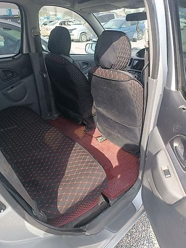 уаз борт: Toyota Funcargo: 2001 г., 1.5 л, Автомат, Бензин, Универсал — 9