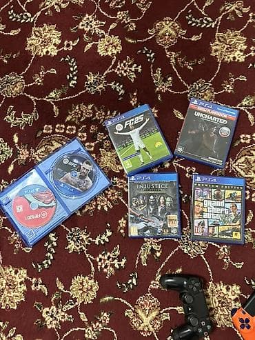 psp 2013: PlayStation 4 Pro (черная консоль) + 2 геймпада DualShock 4 и набор — 2