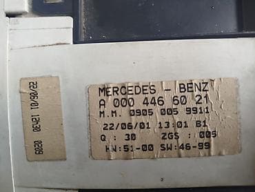Щиток приборов Mercedes-Benz 2001 г., Оригинал