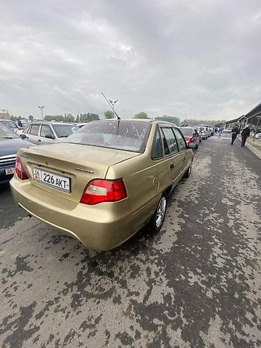 Транспорт: Daewoo Nexia: 2010 г., 1.6 л, Кол менен иштөөчү, Бензин, Седан — 3