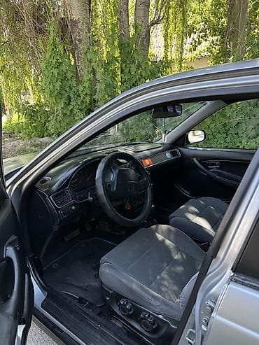 Honda Civic: 1998 г., 1.4 л, Автомат, Бензин, Седан — 4