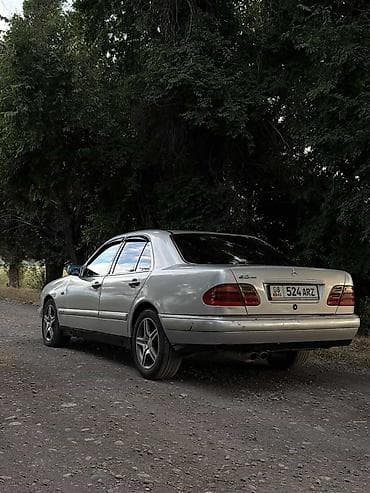 капот w203: Mercedes-Benz E-Class: 1996 г., 3.2 л, Автомат, Бензин, Седан — 6