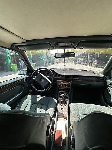 капот на w124: Mercedes-Benz W124: 1990 г., 2.3 л, Механика, Бензин, Седан — 9
