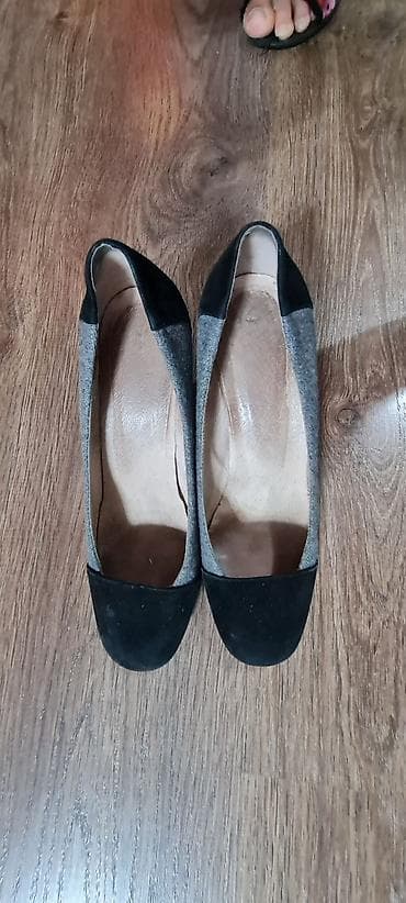 Туфли: Туфли в хорошем состоянии. Черно серые Евромода Каблук 8 см. 500 сом — 1