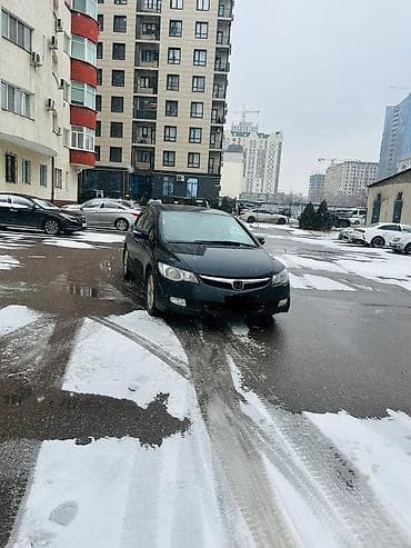 Honda Civic: 2007 г., 1.8 л, Автомат, Бензин, Седан