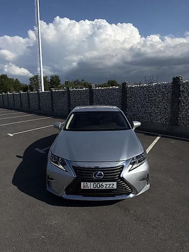 Lexus ES: 2016 г., 2.5 л, Автомат, Гибрид