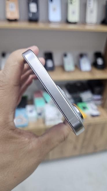 iphone 6 osh: IPhone 16 Pro Max, Б/у, 1 ТБ, Natural Titanium, Защитное стекло, Кабель — 4