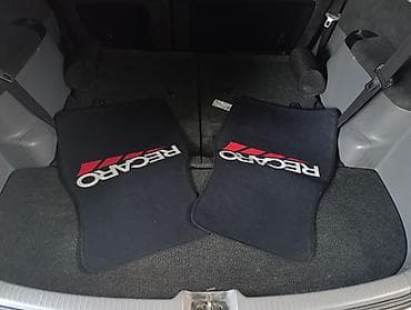bcd com: Toyota Ipsum: 2002 г., 2.4 л, Автомат, Бензин, Минивэн — 4